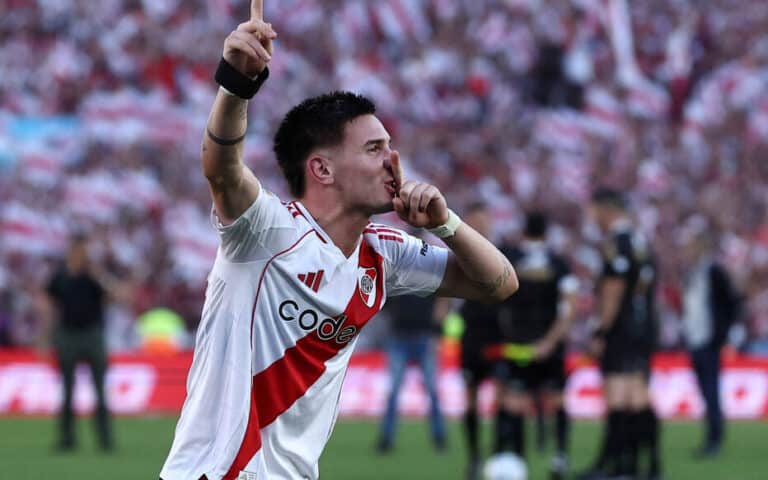 Franco Mastantuono pisté par le PSG