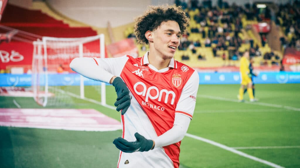 Magnhes Akliouche toujours dans le viseur du PSG