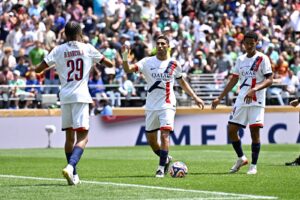 Achraf Hakimi qui plante le but du break