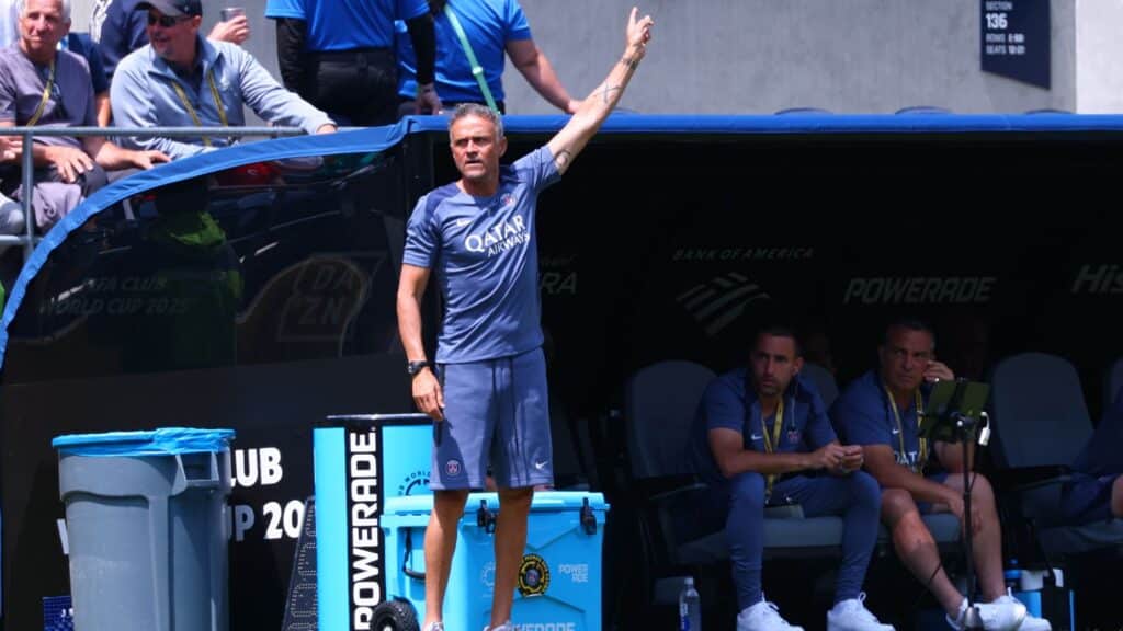 Luis Enrique heureux de la victoire parisienne