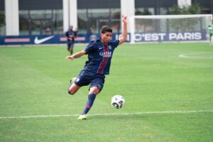 Khalil Ayari mis à l'essai par le Paris Saint-Germain