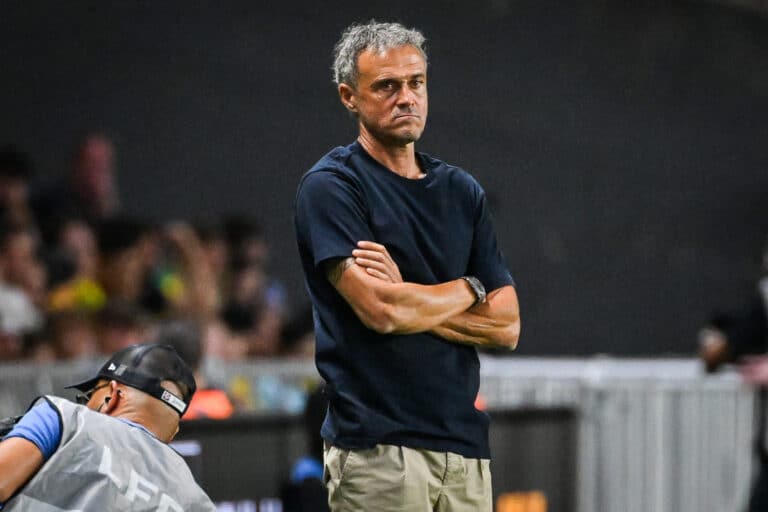 Luis Enrique opéré pour une fracture de la clavicule