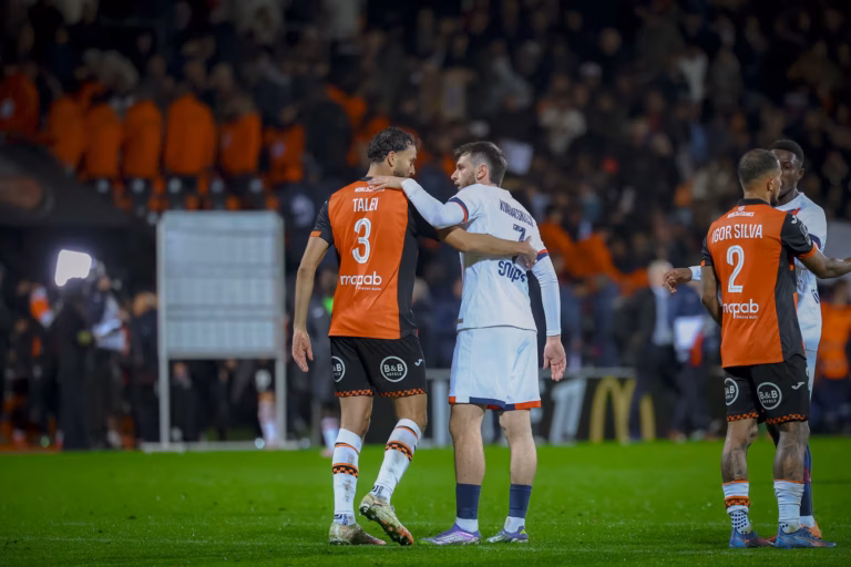 Les Parisiens quittent le Moustoir avec 1 point