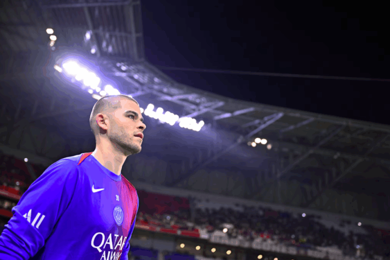 Lucas Chevalier s'exprime après son "like" sur Instagram