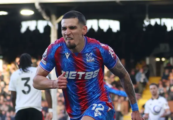 Daniel Muñoz, nouvelle cible du PSG