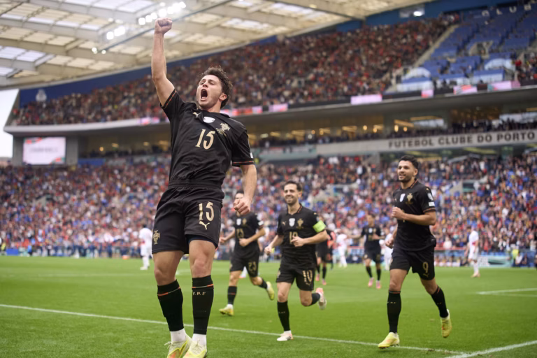 Joao Neves époustouflant avec la sélection Portugaise