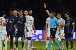 Le PSG a repris espoir avec le carton rouge écopé par Luis Diaz avant la mi-temps.
