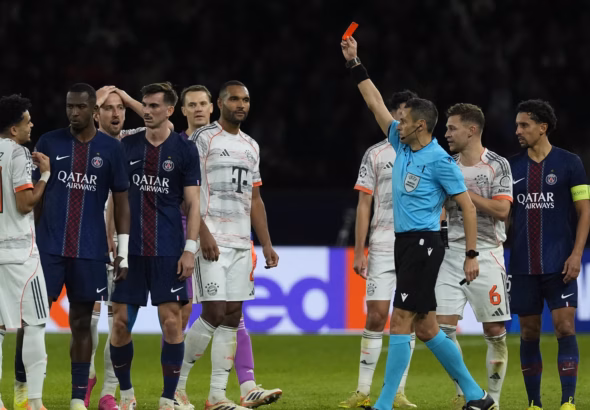 Le PSG a repris espoir avec le carton rouge écopé par Luis Diaz avant la mi-temps.