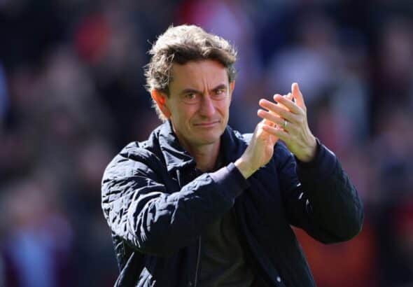 Thomas Frank, l’entraîneur de Tottenham, impressionné par la performance de Vitinha face aux Spurs