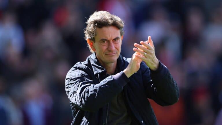 Thomas Frank, l’entraîneur de Tottenham, impressionné par la performance de Vitinha face aux Spurs