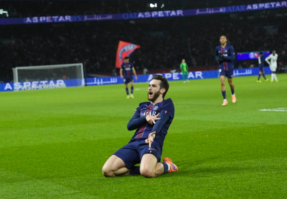 Kvicha Kvaratskhelia double buteur au Parc des Princes face au Stade Rennais