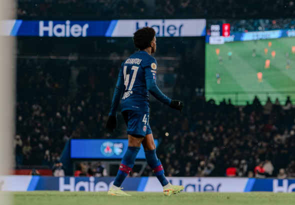 Quentin Ndjantou face au Havre le 22 novembre 2025 au Parc des Princes. LMDPSG / Mael Jegou.