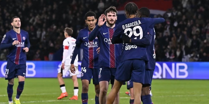 Les Parisiens étaient très heureux après cette Manita