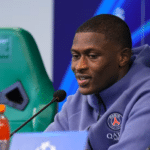 Nuno Mendes en conférence de presse à la veille de la rencontre face au Sporting Portugal