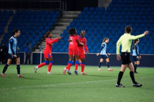 Merveille Kanjinga qui fait 1-0 pour les Parisiennes
