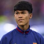 Pedro 'Dro' Fernandez Sarmiento, jeune talent et sous la tunique du FC Barcelone, alors que son transfert vers le PSG est en discussion.