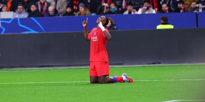 Prolongation signée pour Willian Pacho