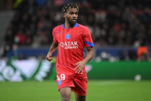 Ibrahim Mbaye convoité par Aston Villa ?