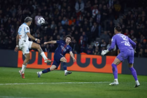 Joao Neves qui fait tout le travail avant que Medina ne marque contre son camp