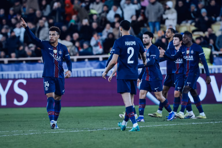 Désiré Doué doublé à Monaco en LDC