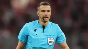 L'expérimenté Slavko Vinčić sera l'arbitre de ce Chelsea-PSG