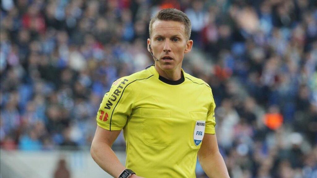 Alejandro Hernández arbitrera pour la première fois le PSG