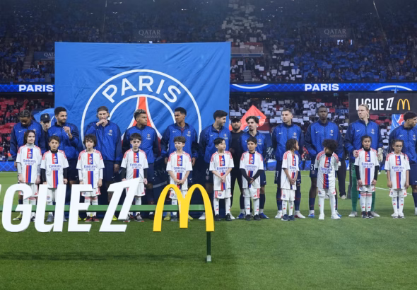 Les Parisiens qui s'inclinent finalement 2-1 à domicile