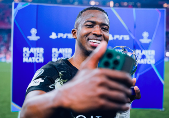 Willian Pacho - A.MEUNIER/PSG