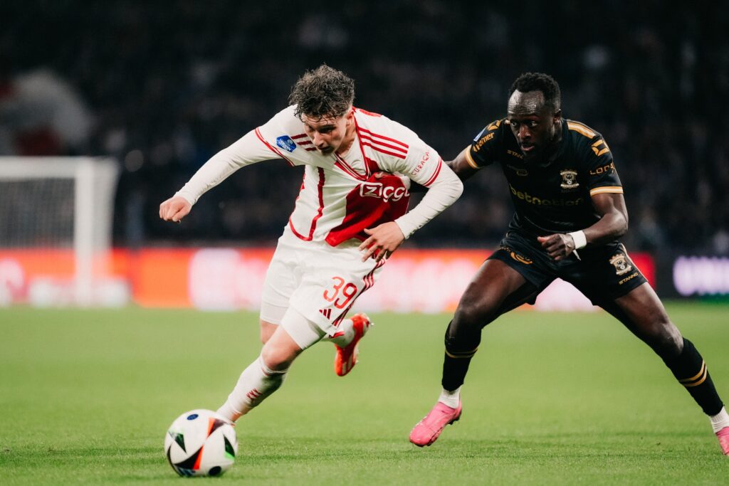 Mika Godts sous les couleurs de l'Ajax