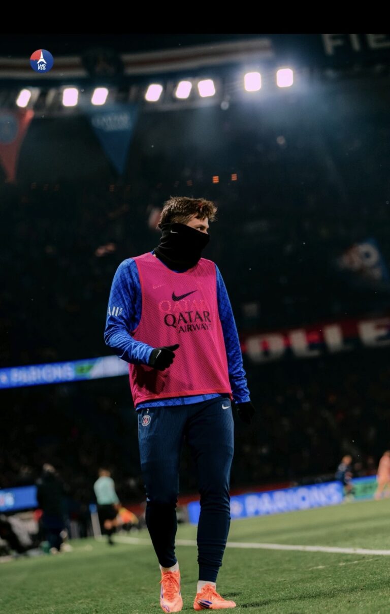 Le PSG cherche un nouvel ailier gauche après la blessure de Kvaratskhelia