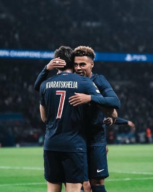 Le PSG doit combler le vide laissé par Kvaratskhelia